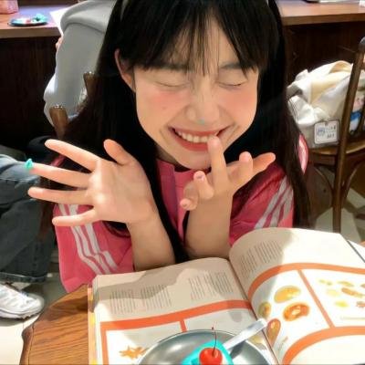 垃圾箱里的婴儿